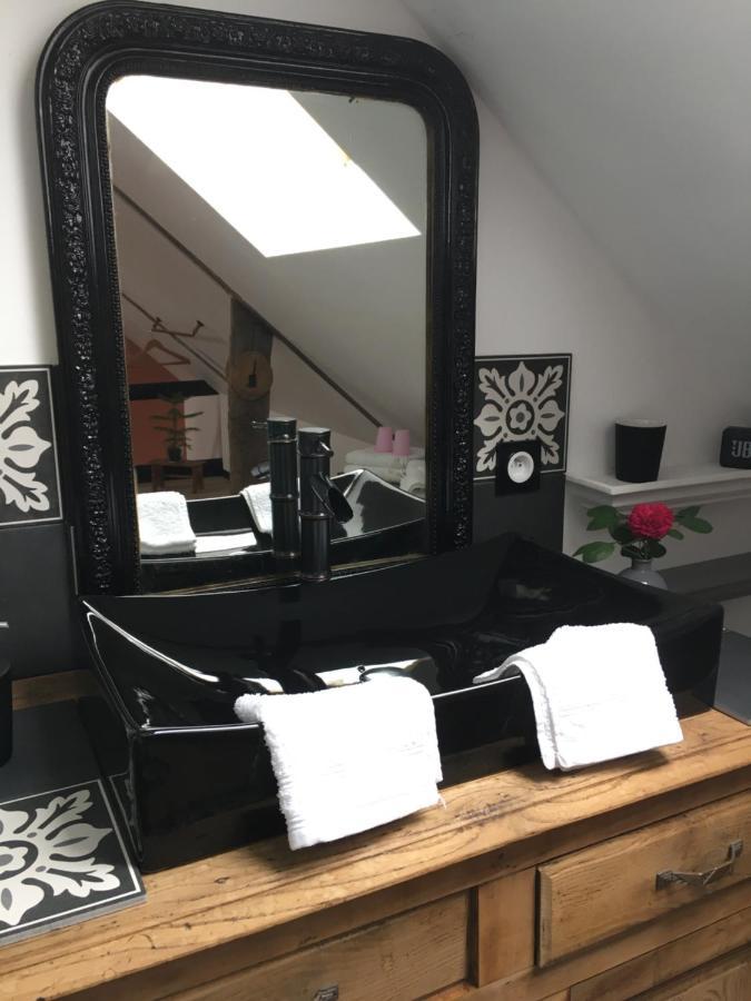 Appartamento Chez Trotro Saint-Pierre-de-Plesguen Esterno foto