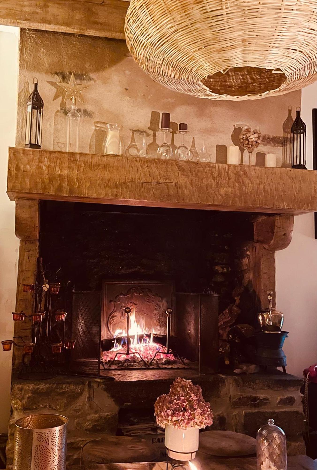 Appartamento Chez Trotro Saint-Pierre-de-Plesguen Esterno foto