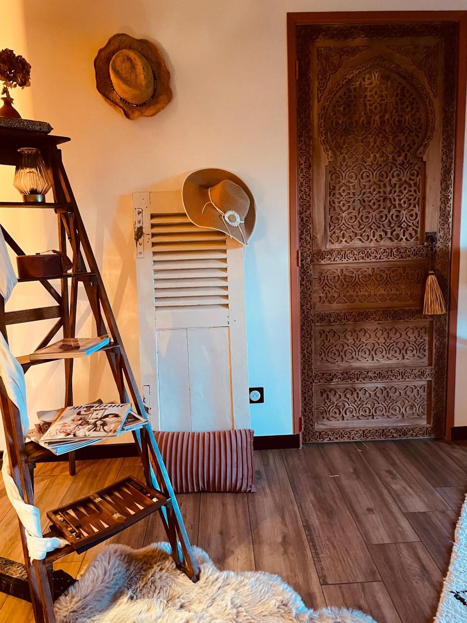 Appartamento Chez Trotro Saint-Pierre-de-Plesguen Esterno foto
