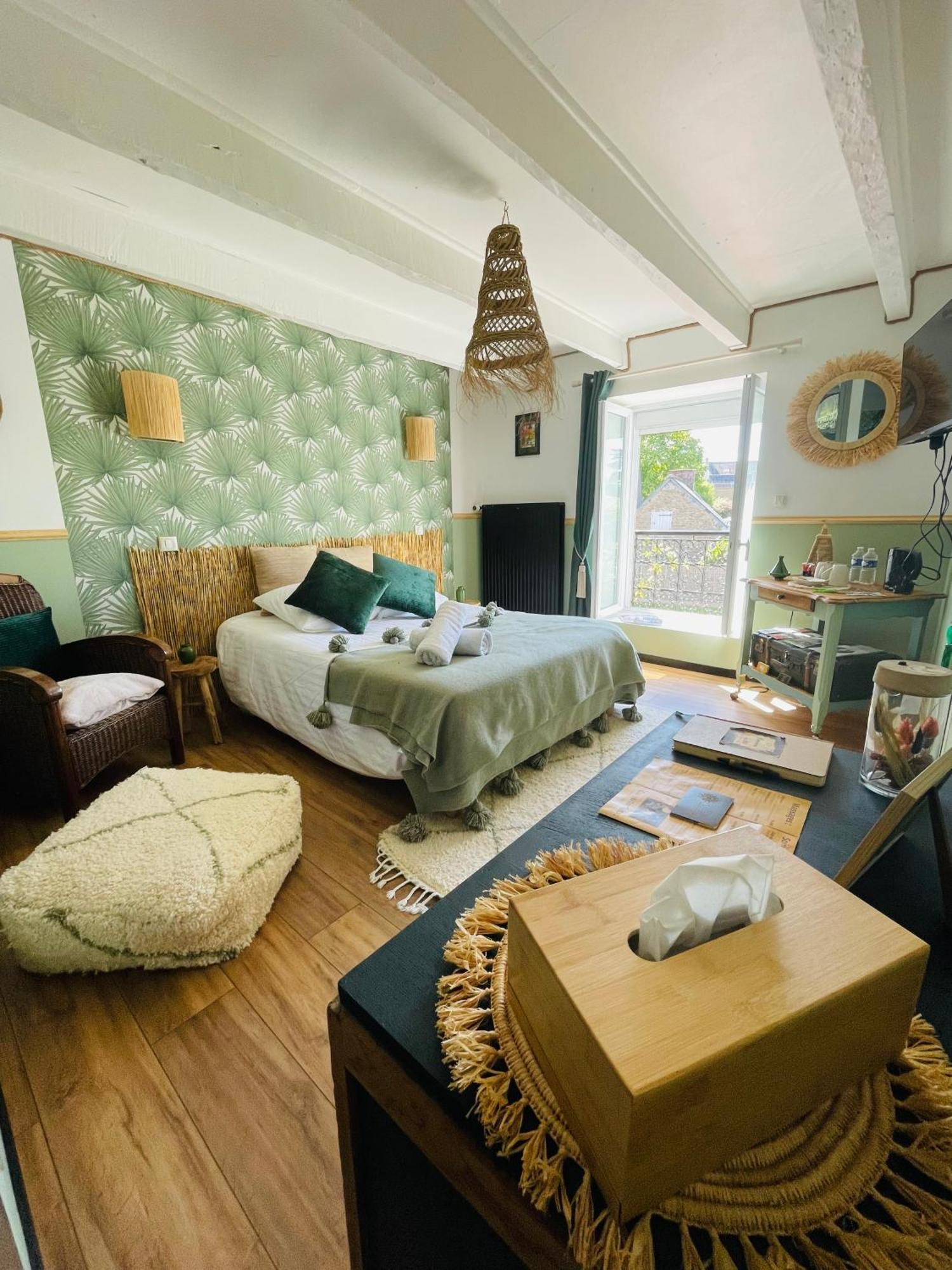 Appartamento Chez Trotro Saint-Pierre-de-Plesguen Esterno foto