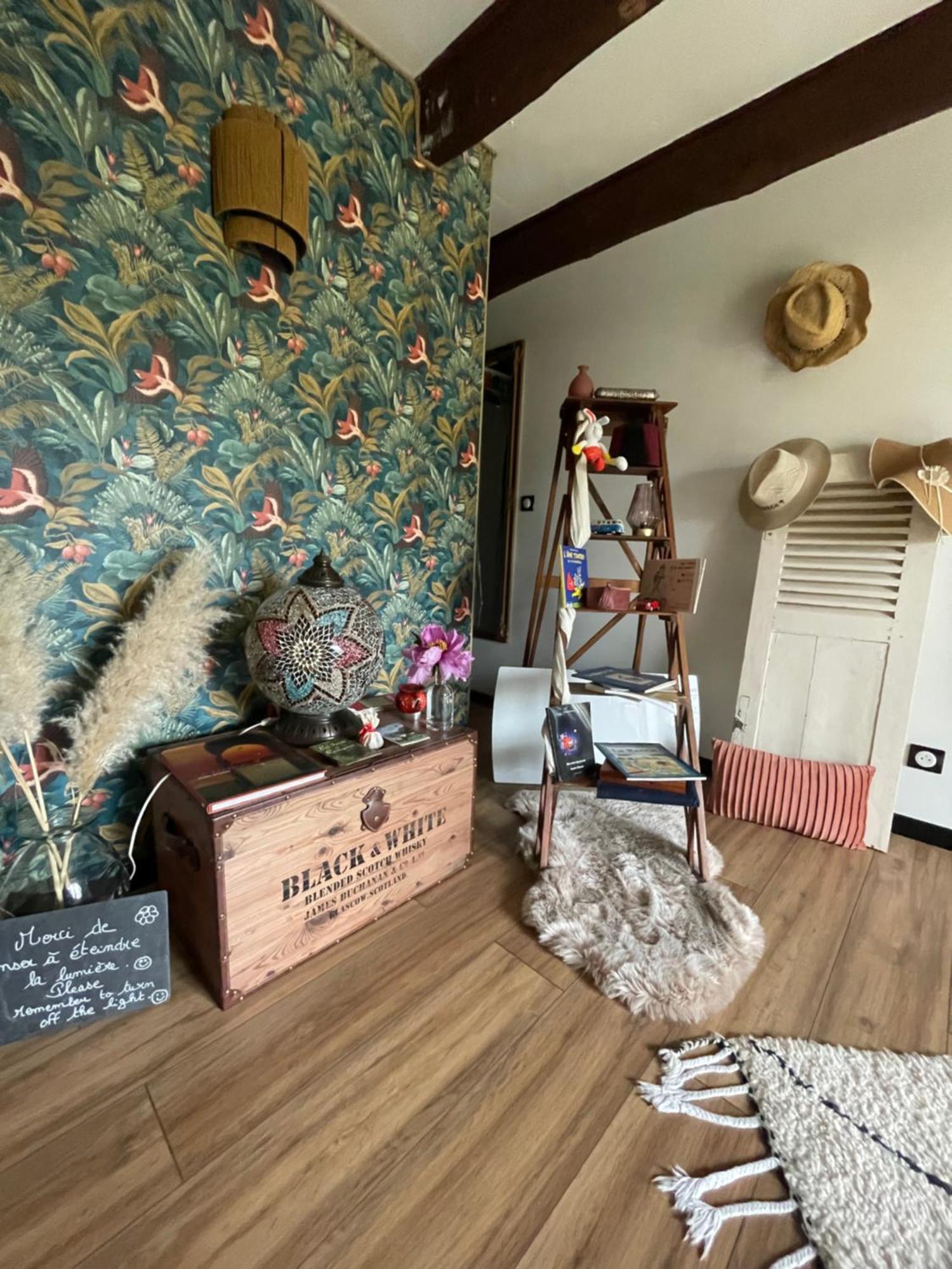 Appartamento Chez Trotro Saint-Pierre-de-Plesguen Esterno foto